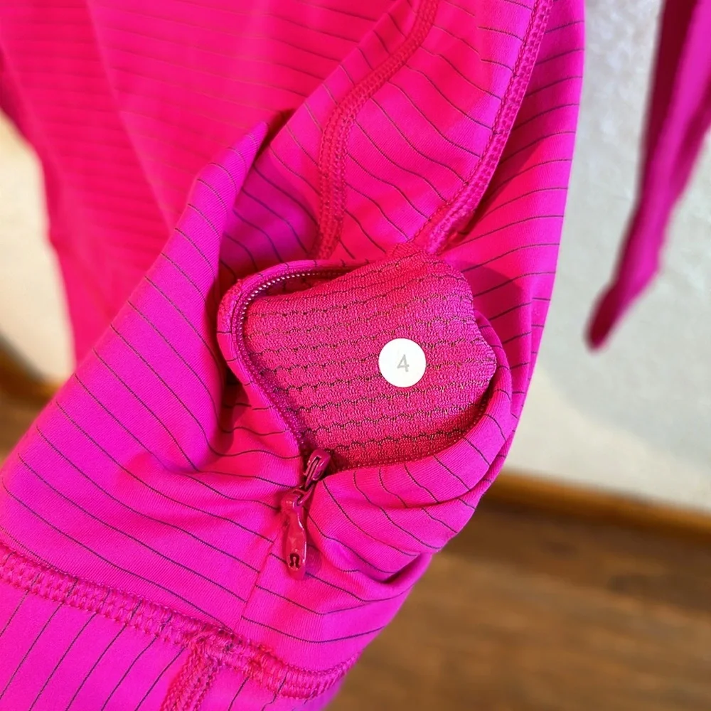 Lululemon Run For Gold LS - Picture 6 of 10
